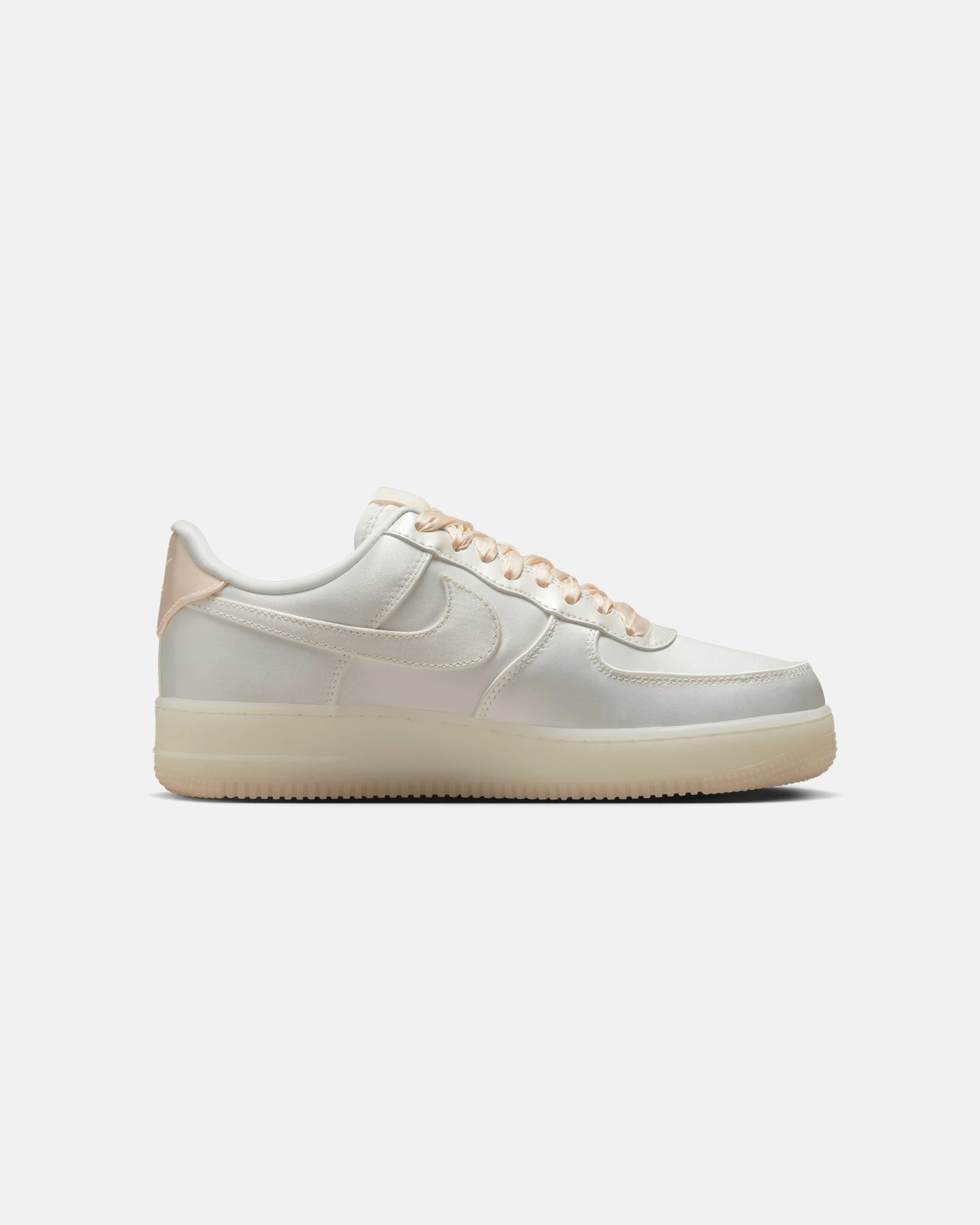 challenging Chunky Heel Nike Women's Air Force 1 '07 LV8 Sail/Sail