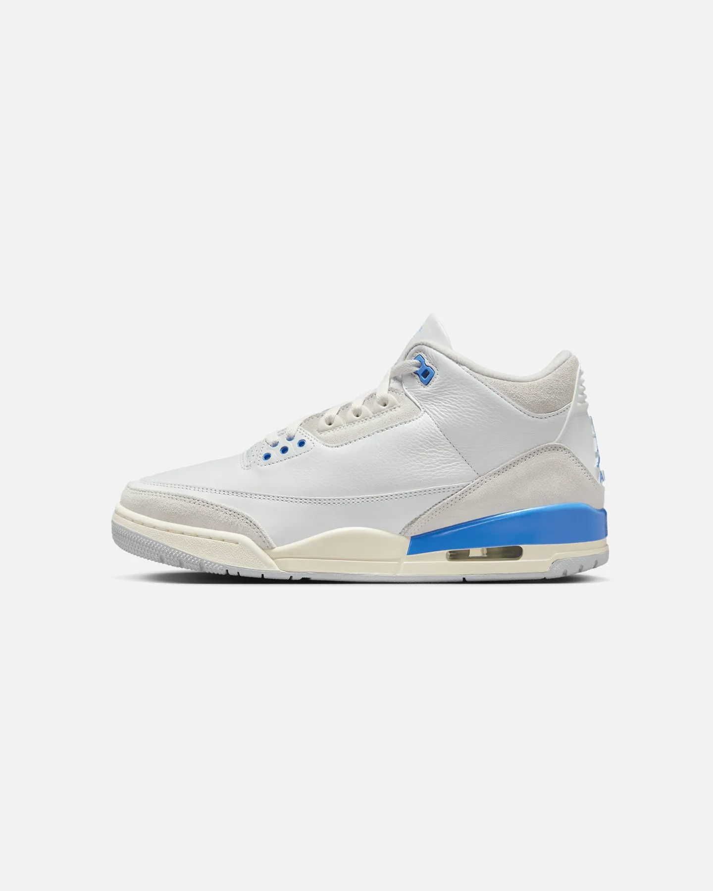 Luxe Finish Jordan Air Jordan 3 Retro "Lucky Shorts" Summit White/Hydrogen Blue