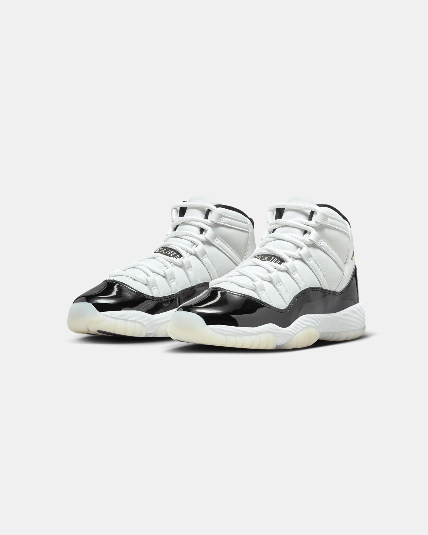 Carbon Fiber Inlay Low Cut Jordan Kids' Air Jordan 11 Retro BG (GS) White/Metallic Gold