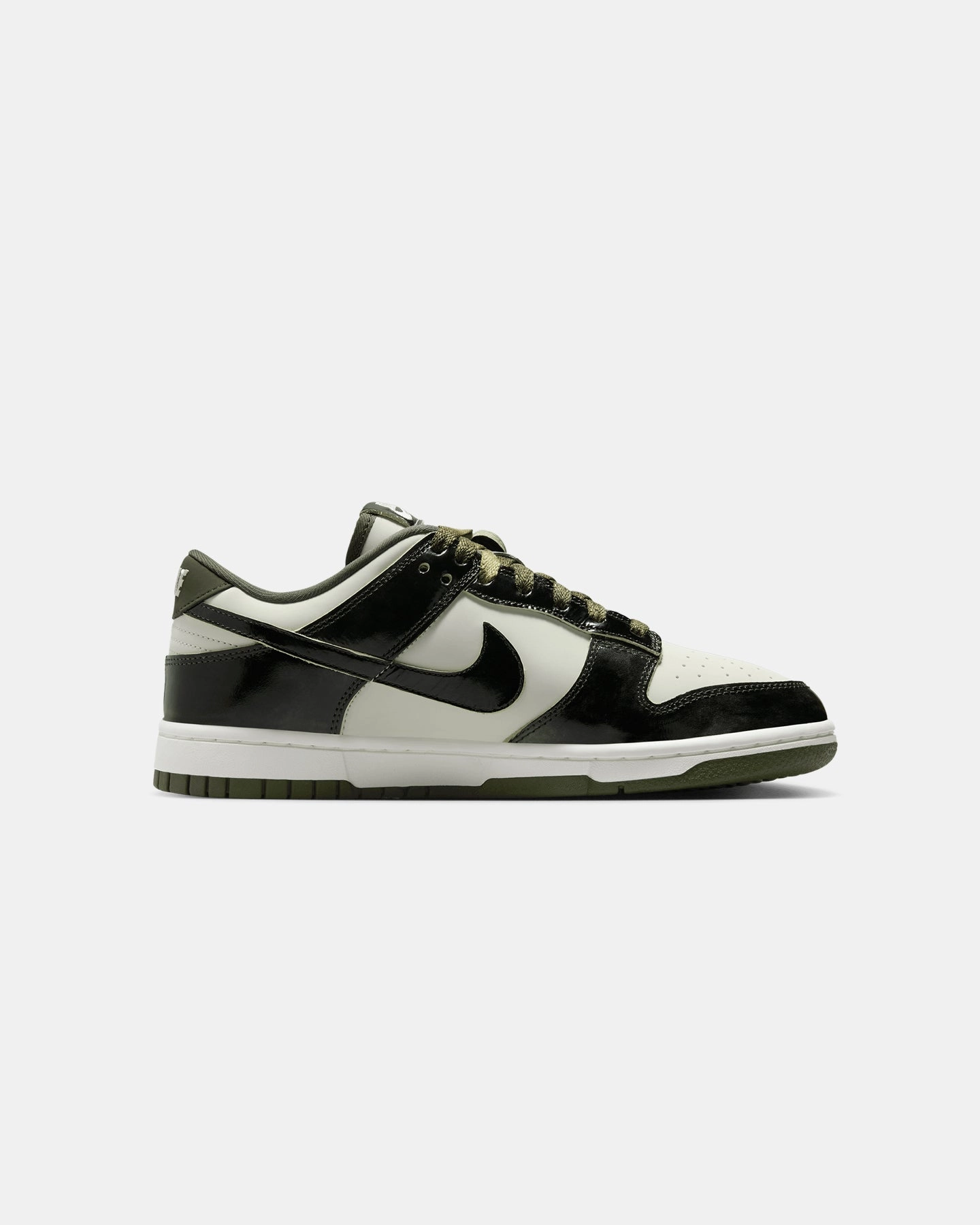 Nike Women's Dunk Low "Panda Universe Pack" Sea Glass Suitable Ultimate look