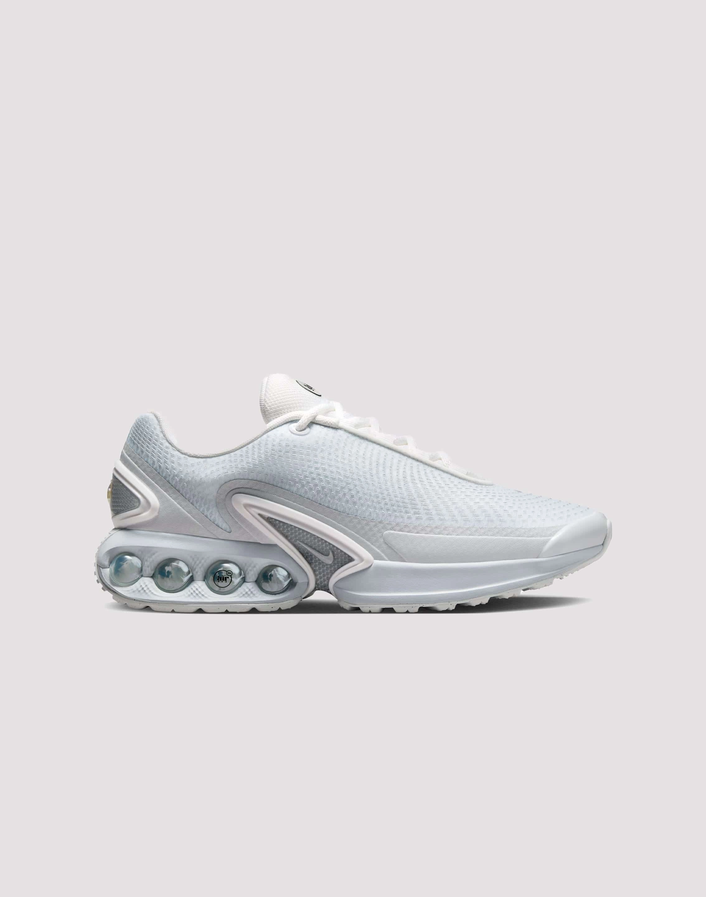Nike Air Max Dn White/Metallic Silver Street cushioning