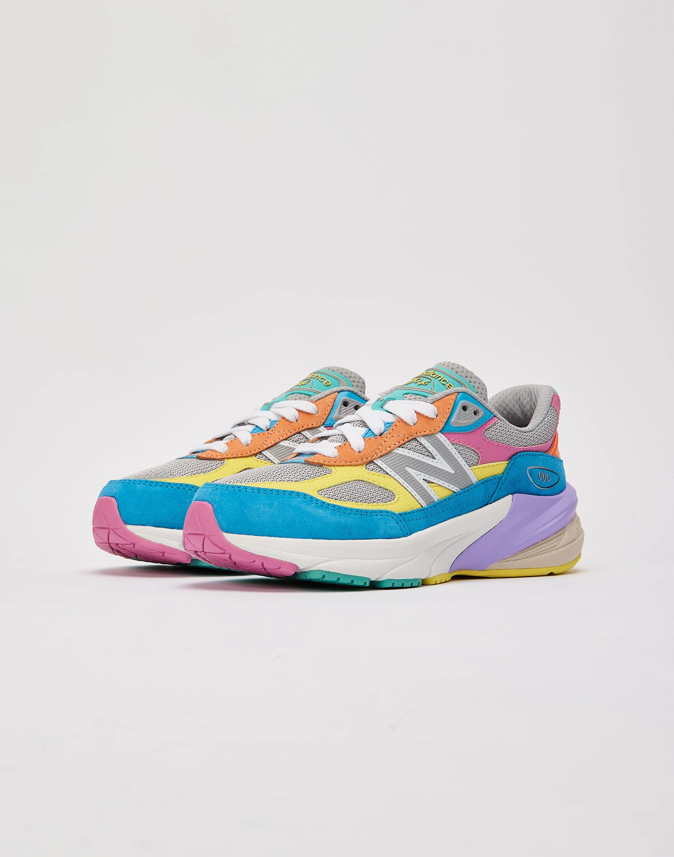 New Balance 990v6 'Gelato' Grade-School versatile user