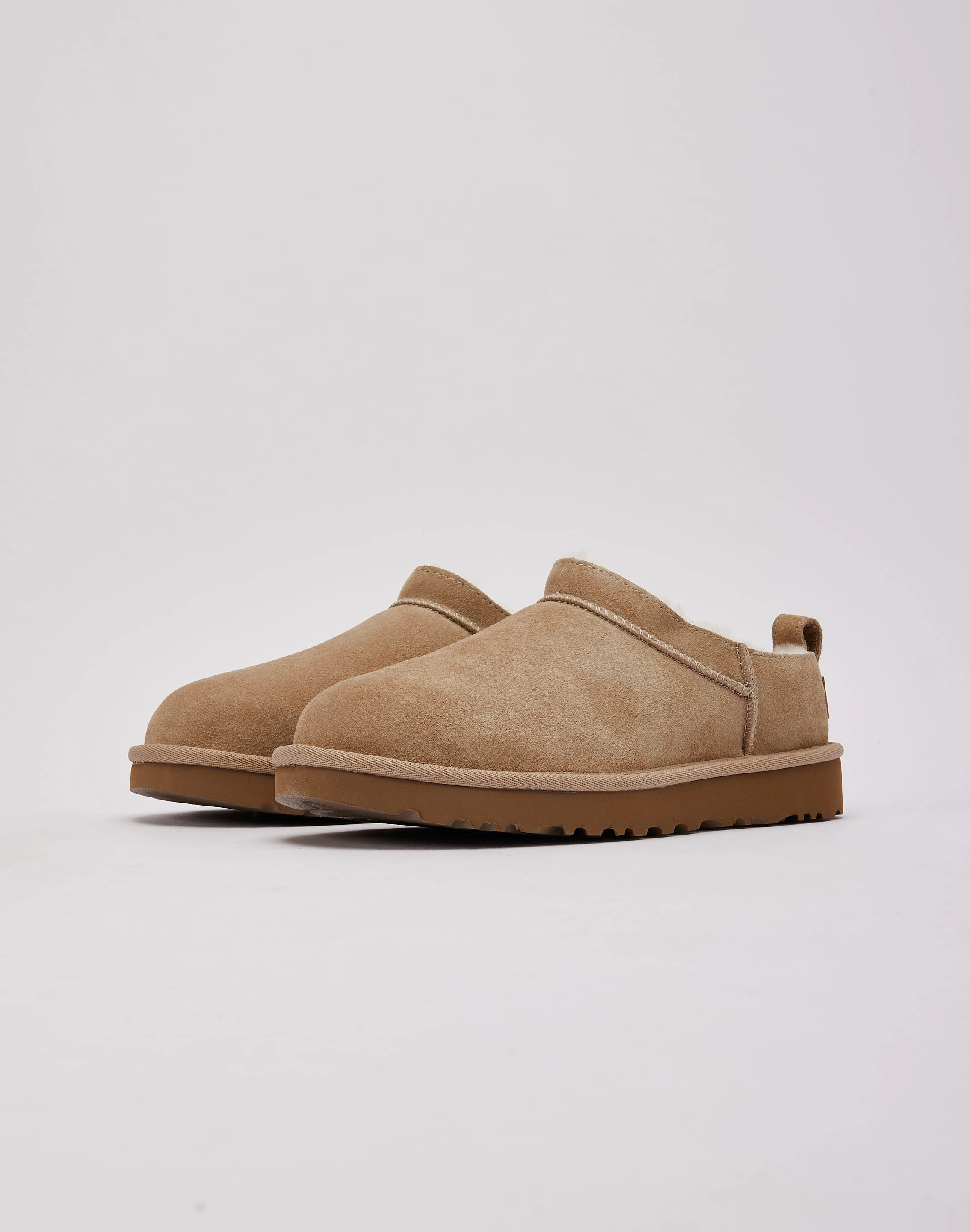 Flexible Groove Outsoles UGG Classic Micro