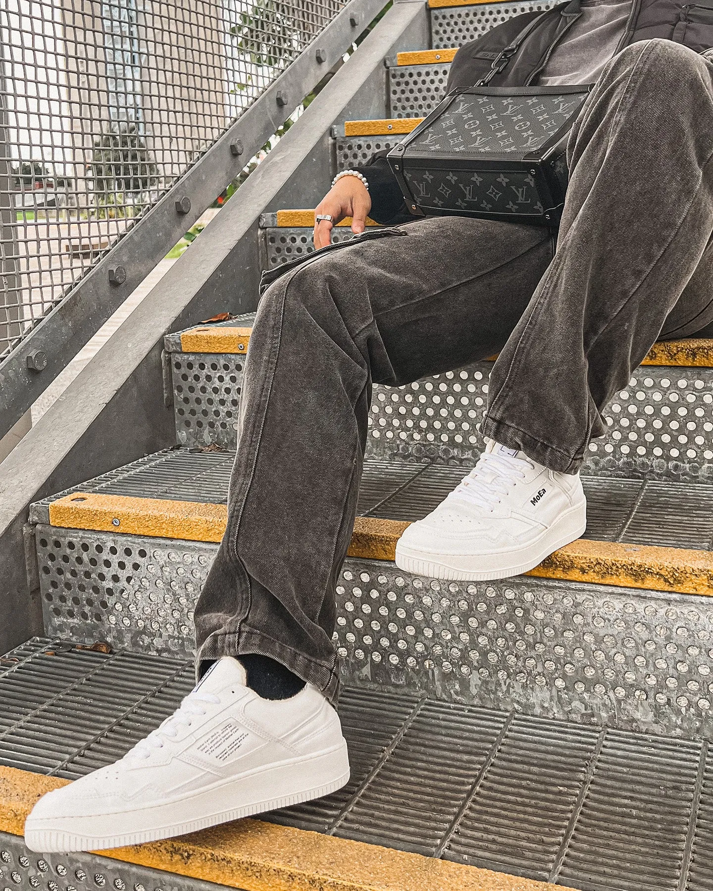 MoEa Gen 1 Grape Grape White Correct