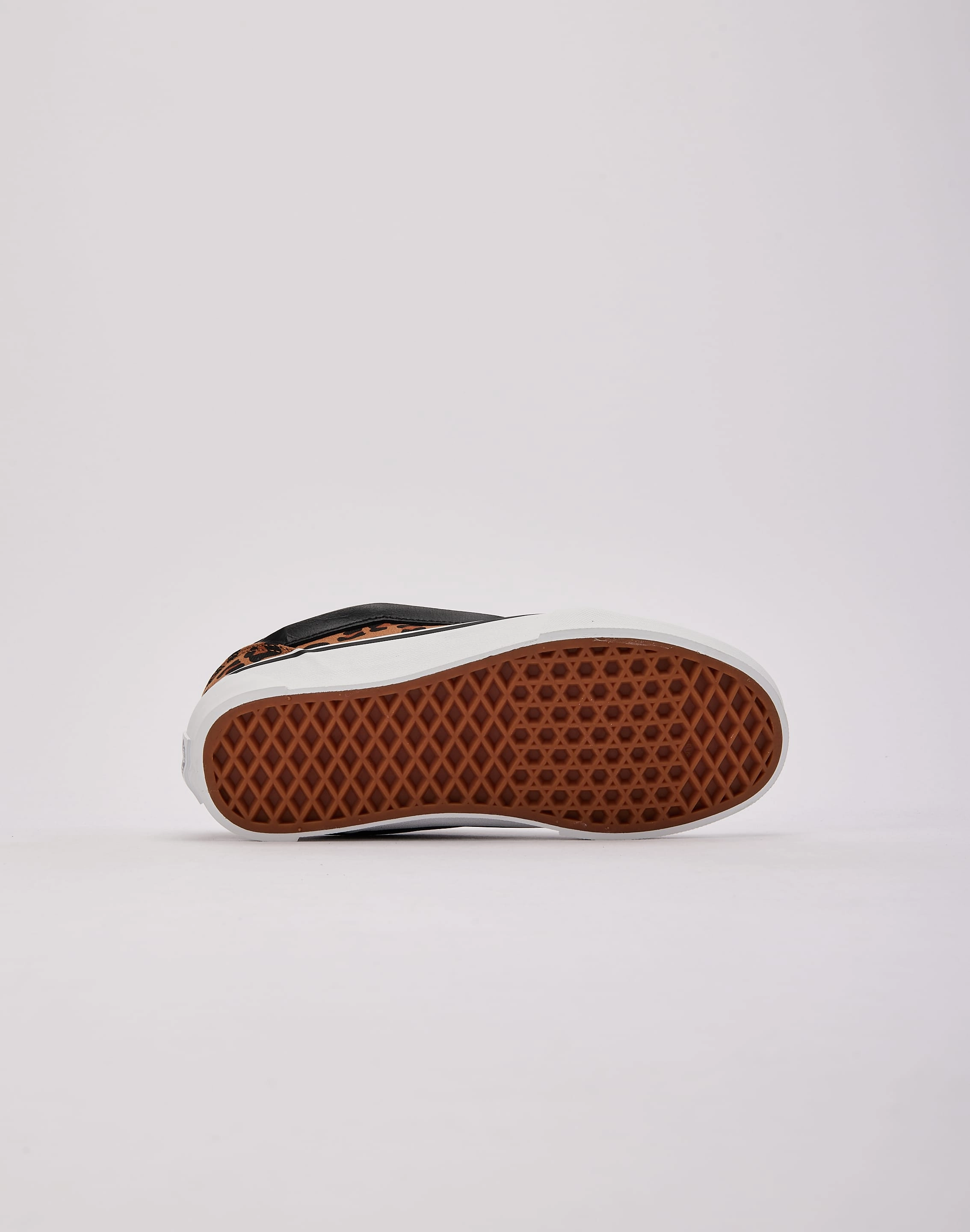 Vans Knu Skool Grade-School most cushioned Pressure Distribution System