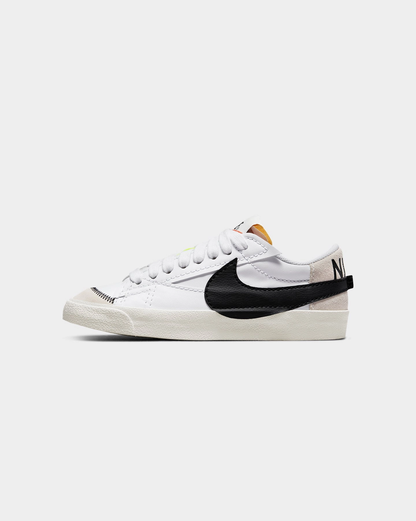 Nike Women's Blazer Low '77 Jumbo White/Black football players Impact Dispersion Plate