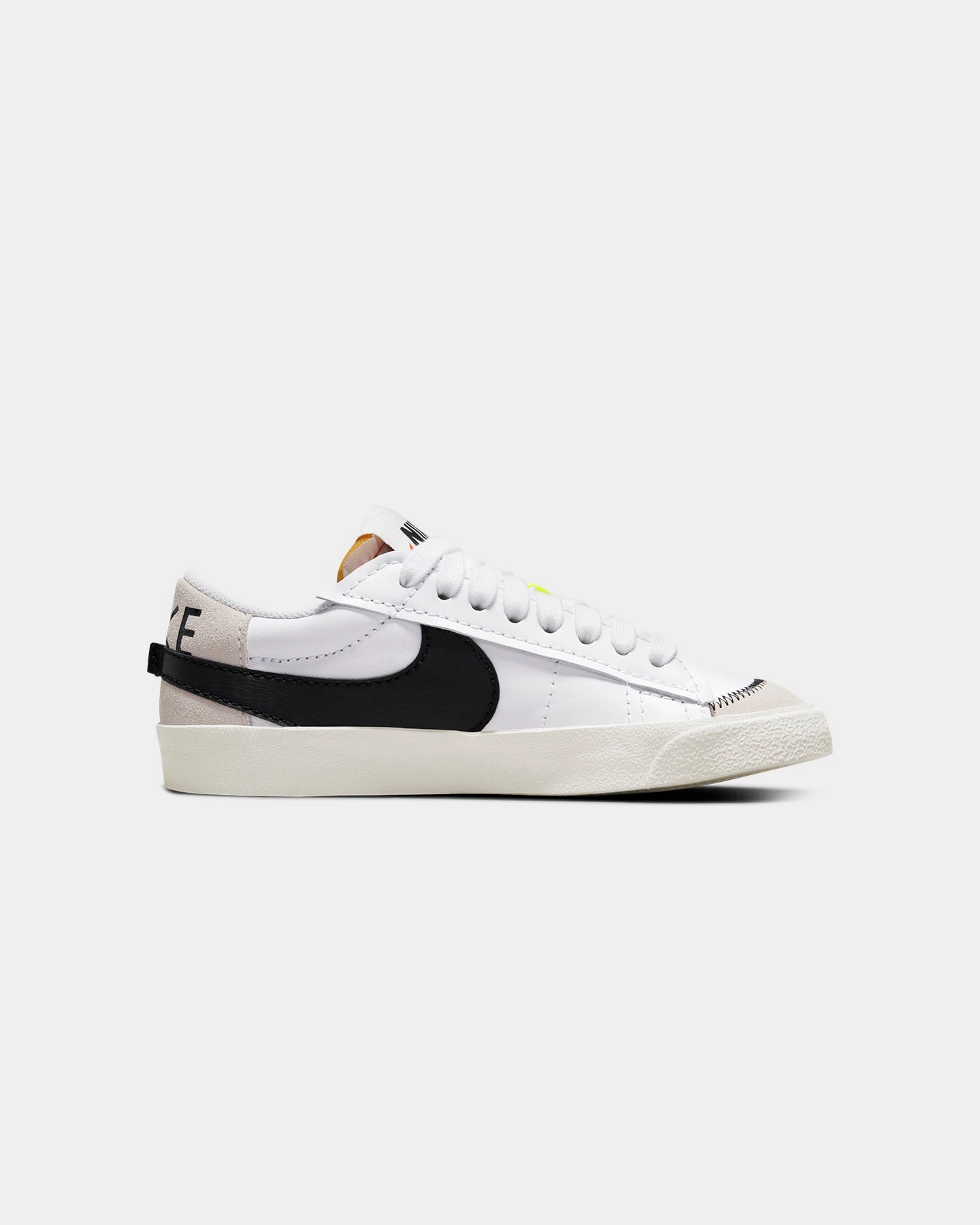 Nike Women's Blazer Low '77 Jumbo White/Black home - specific benefits Trend-setting sole