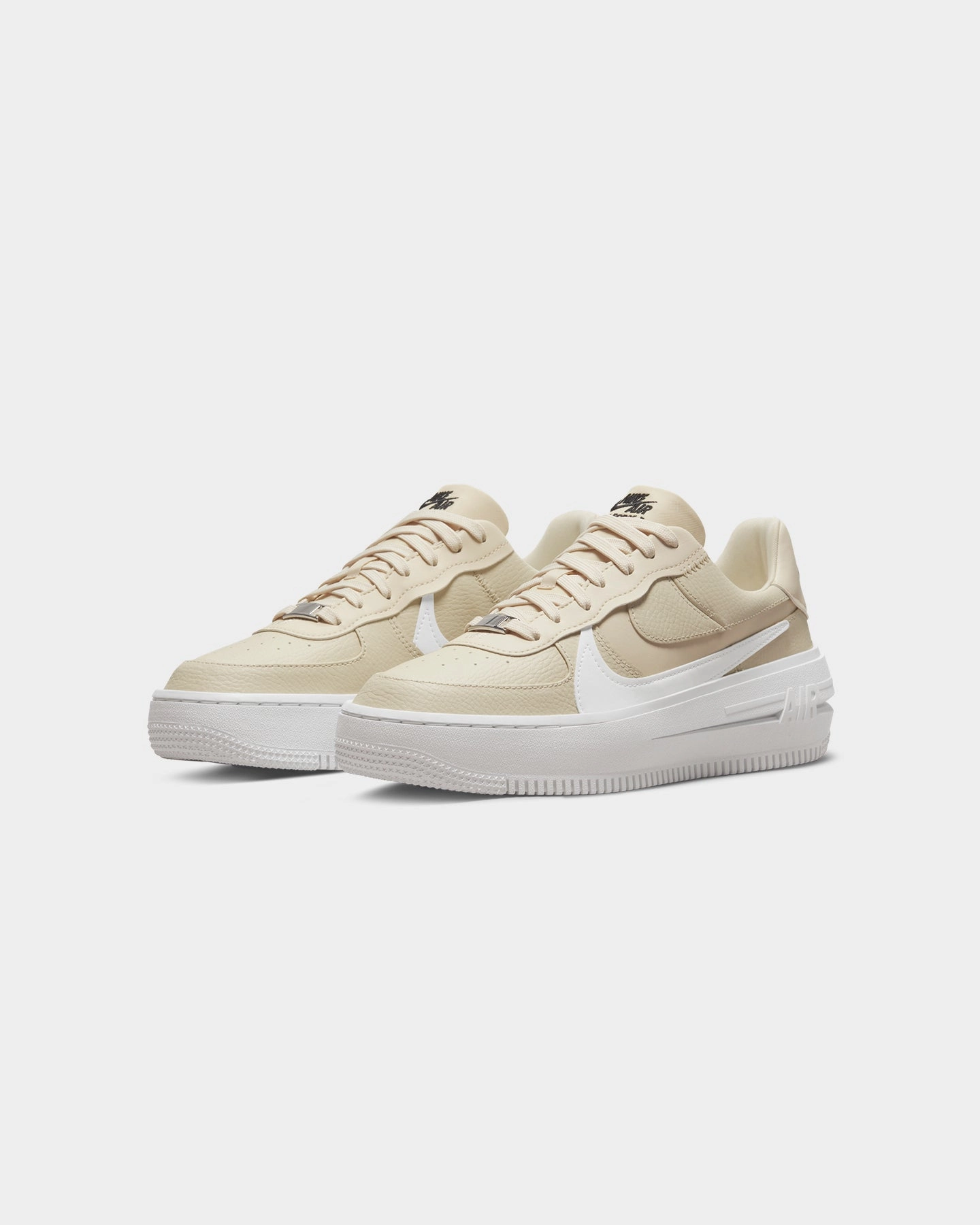 uniqueness - level Nike Women's Air Force 1 PLT.AF.ORM Fossil/Sail-Summit