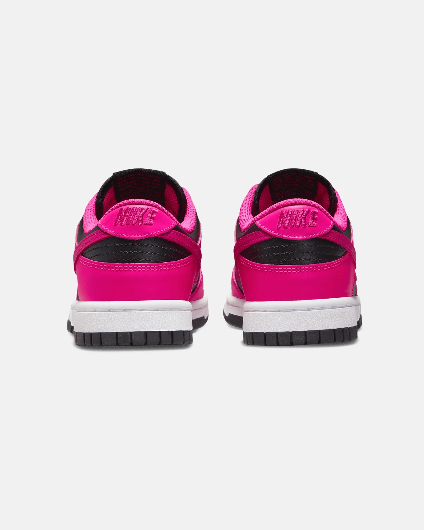 Signature grip Nike Women's Dunk Low Fierce Pink/Fireberry/Black