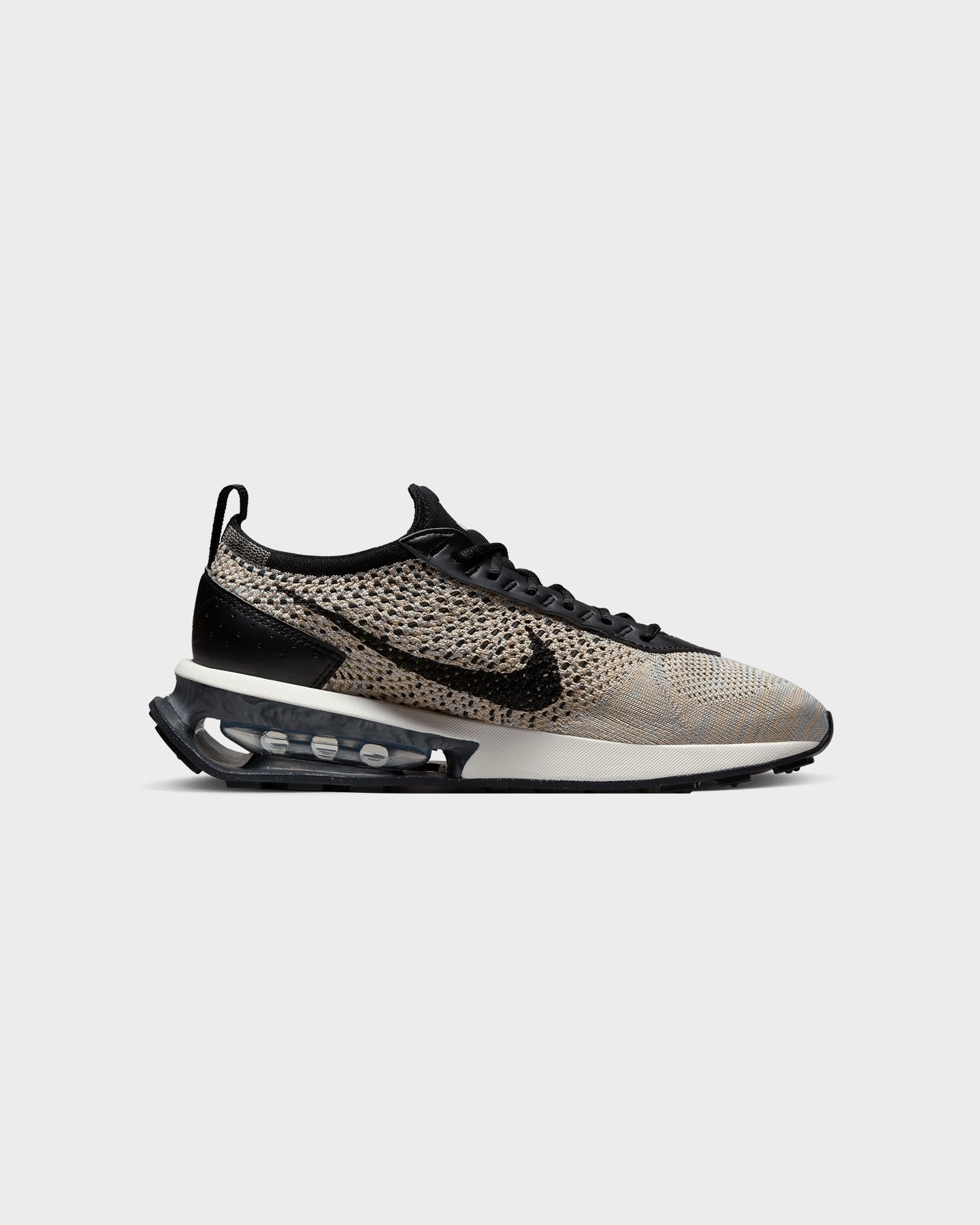 Nike Women's Air Max FlyKnit Racer Sesame/Black school students' loafers