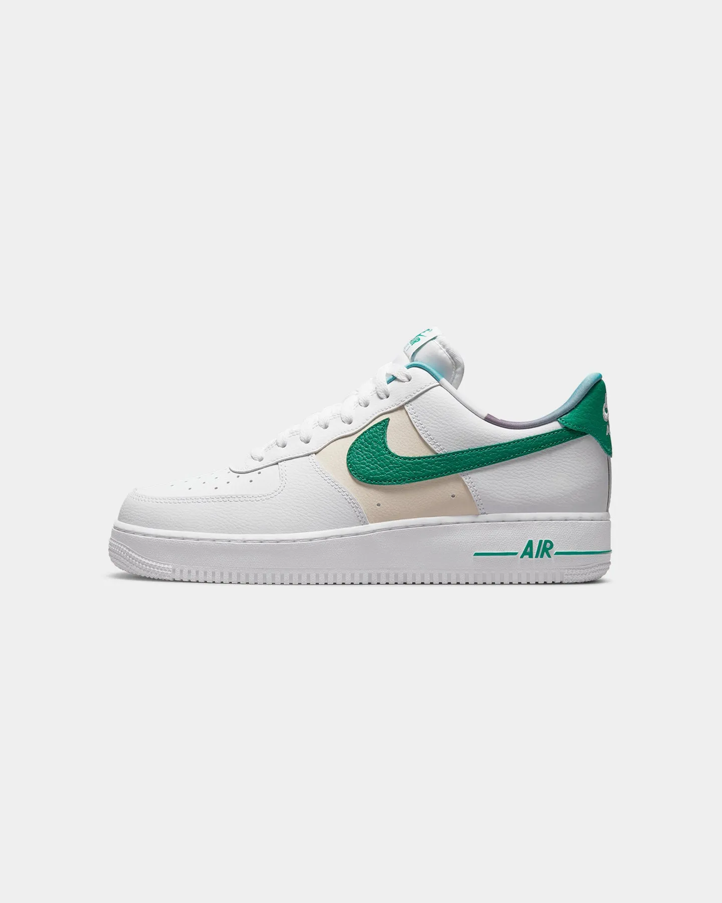 Nike Air Force 1 '07 LV8 EMB White/Malachite city dwellers' casual shoes